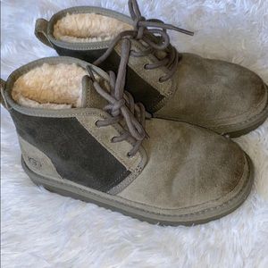 UGG Neumel II- Kids